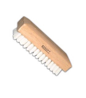 BROSSE ONGLE NYL.DROITE     KAROPS G07 - DOMERGUE